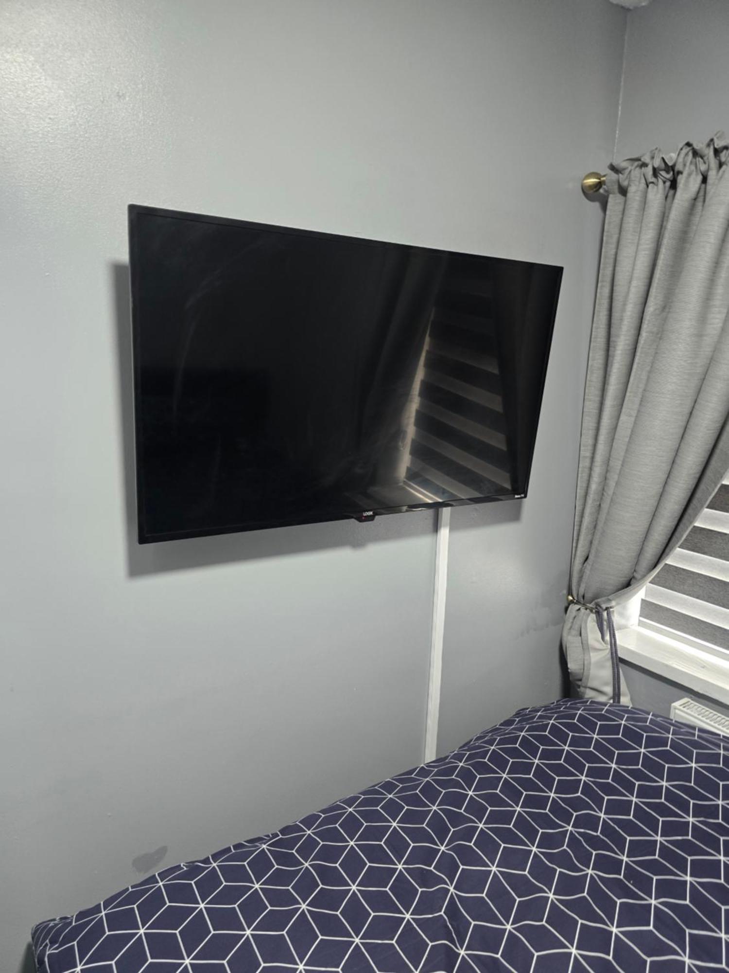 Manchester - House - Sleeps 6 - Parking - Garden Bagian luar foto